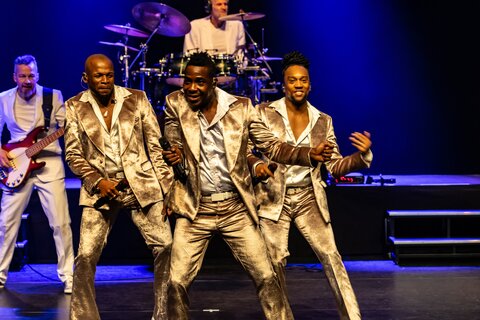 The Official EARTH, WIND & FIRE Tribute