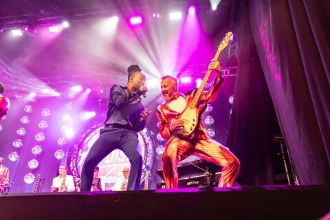 The Official EARTH, WIND & FIRE Tribute