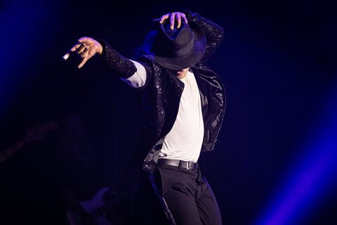 BEAT IT!