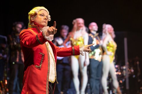 FALCO MEETS AMADEUS